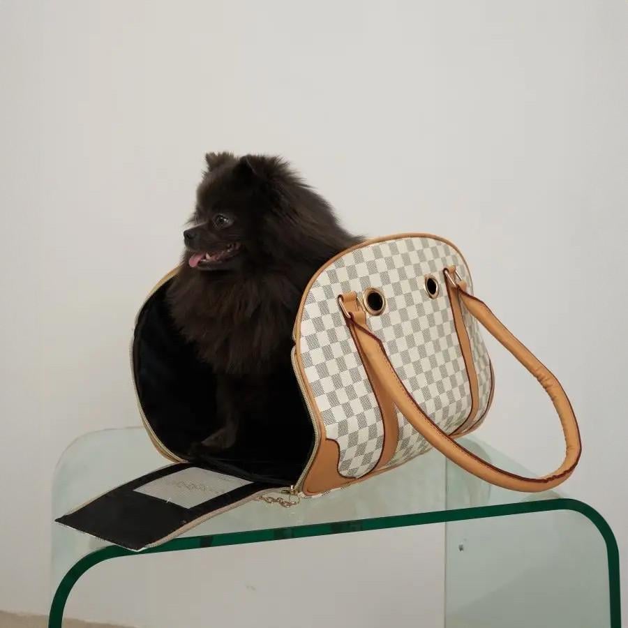 Сумка для переноски домашних питомцев CosmoPet CP-37 43х29х23 см White (3_04941) - фото 8 Сумка для переноски домашних питомцев CosmoPet CP-37 43х29х23 см White (3_04941) - фото 8