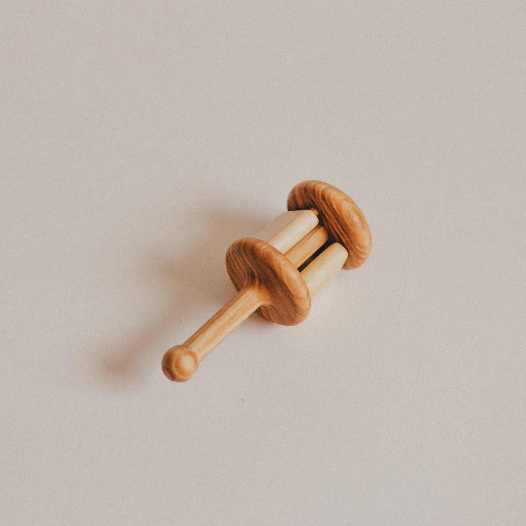 Погремушка деревянная детская Lislis Треск 1 шт. (2824091075)