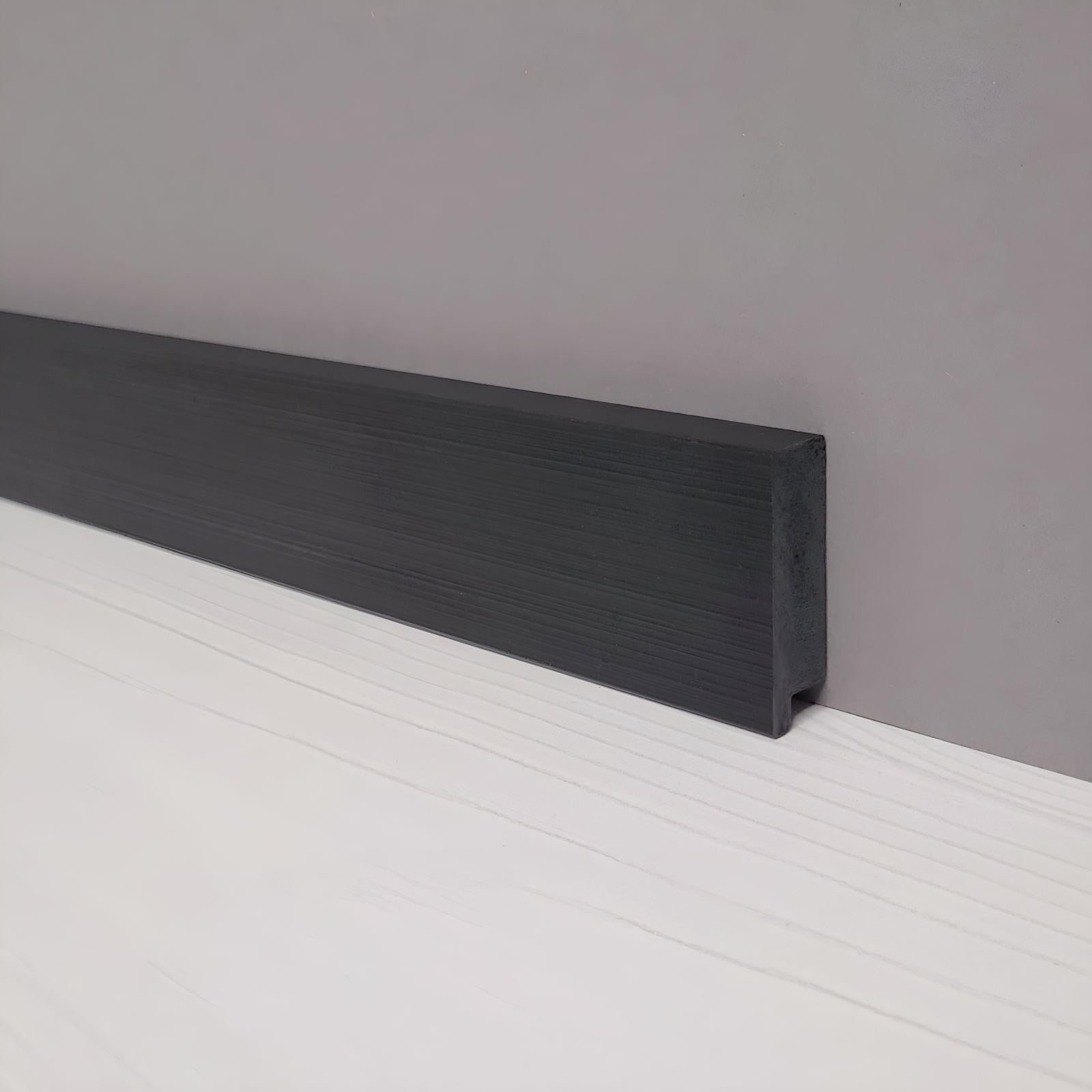 Плинтус дюрополимерный 4312-5004-4 2,9 м Чорный (32184165)