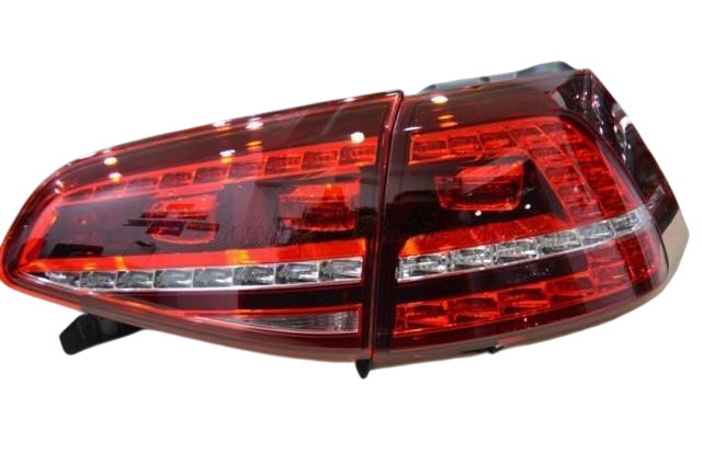 Задние LED фонари GBT с бегущим поворотом 2012-2017 для Volkswagen Golf 7/E-Golf 2012-2020 гг. разные материалы 2 шт. Черный (151159)