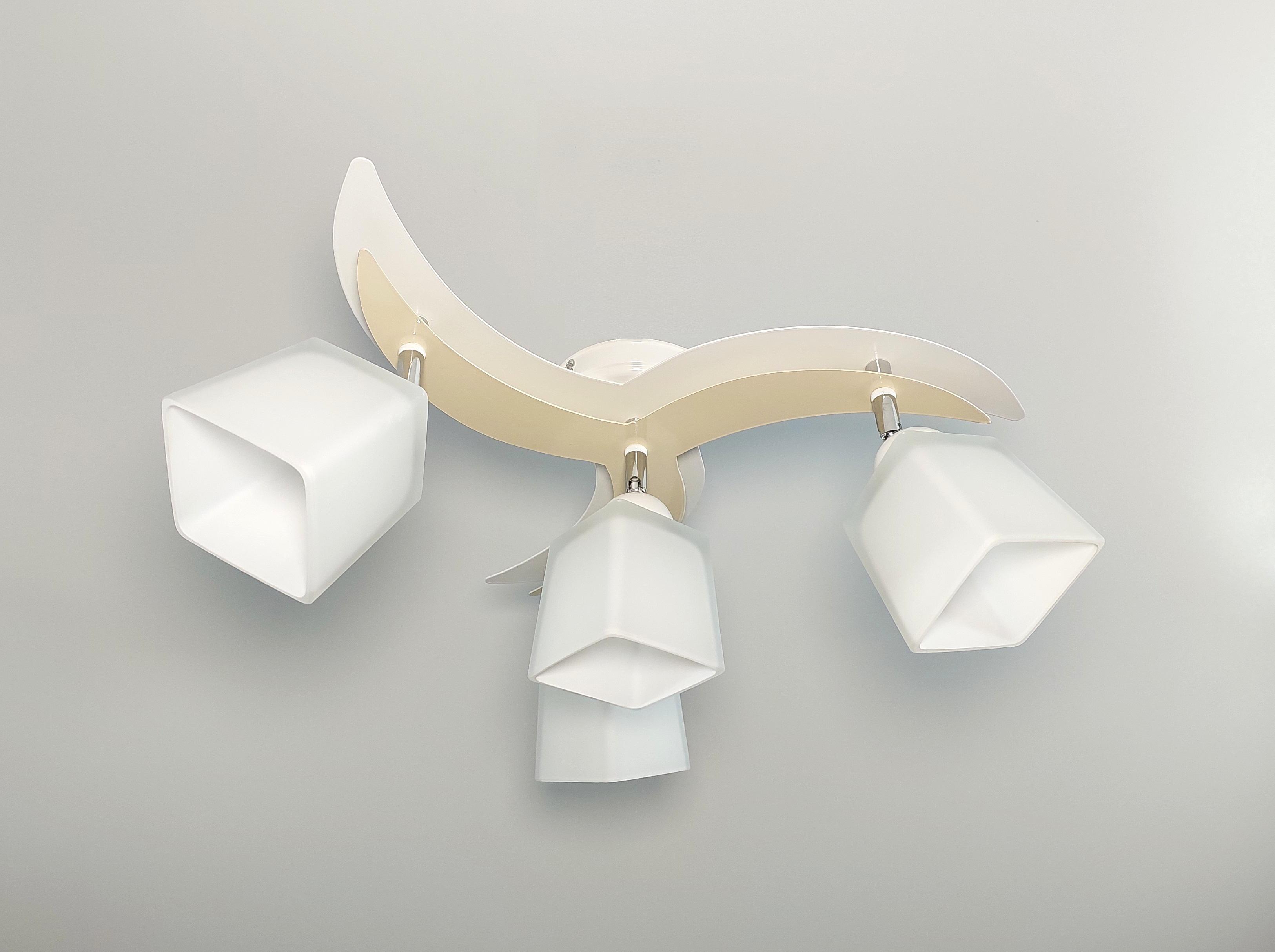 Люстра потолочная Бриз на четыре поворотных плафона Белый/Бежевый