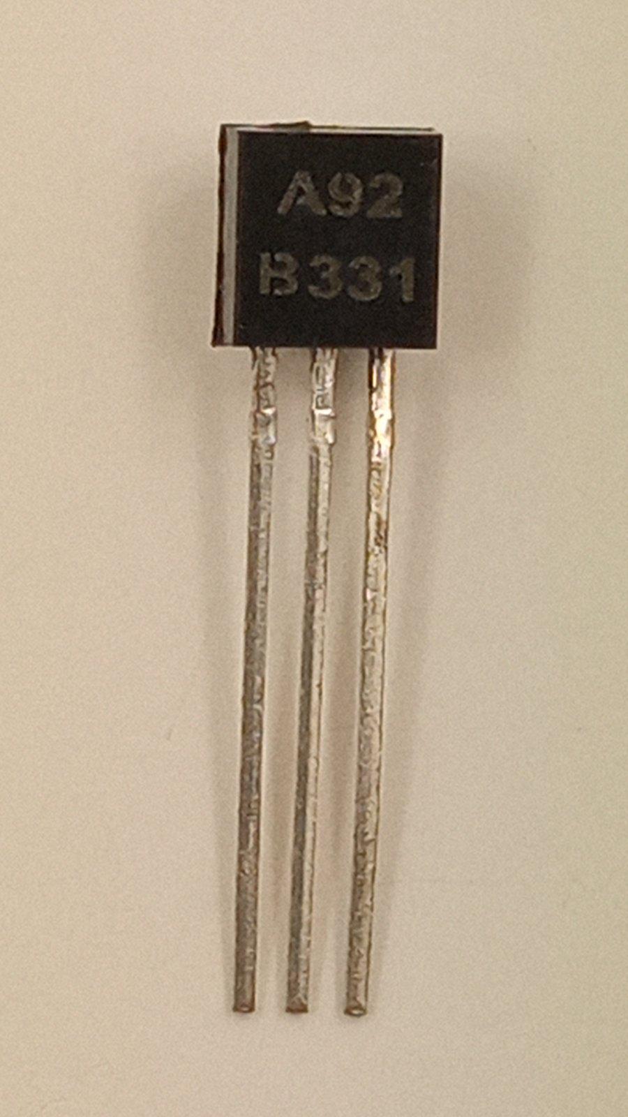 ᐉ Транзистор MPSA92 pnp 300V 0.5A 0.625W TO-92 (07114)