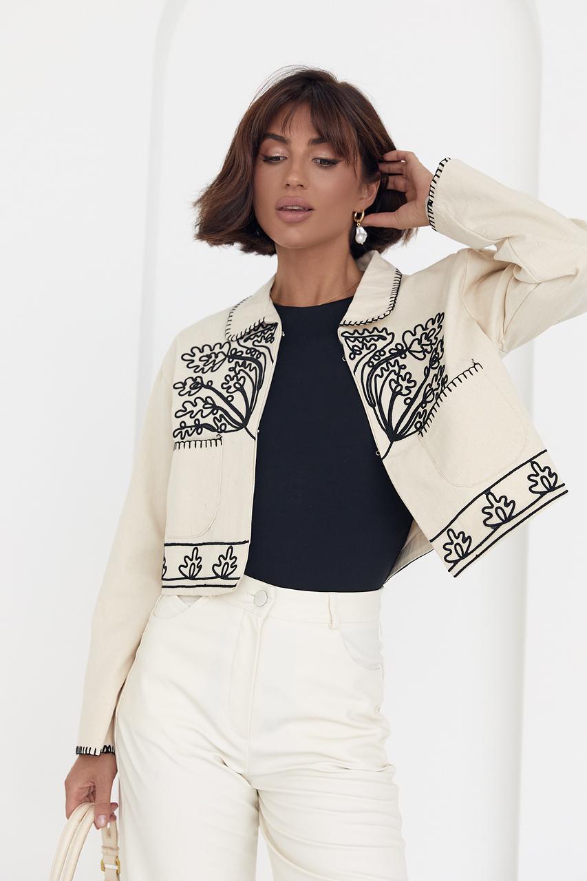 Жакет укороченный с вышивкой L Бежевый (12313284) - фото 8 Жакет укороченный с вышивкой L Бежевый (12313284) - фото 8