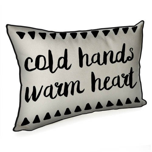 Подушка интерьерная с мешковины "Cold hands warm heart" 45х32 см (43PHB_21NG001)