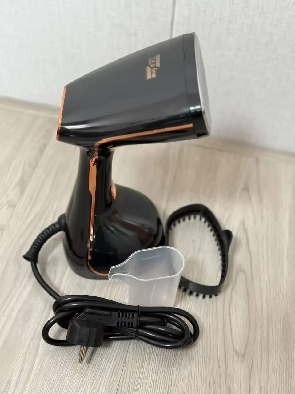 Отпариватель ручной вертикальный Zepline ZP-210 3000 Вт - фото 3 Отпариватель ручной вертикальный Zepline ZP-210 3000 Вт - фото 3