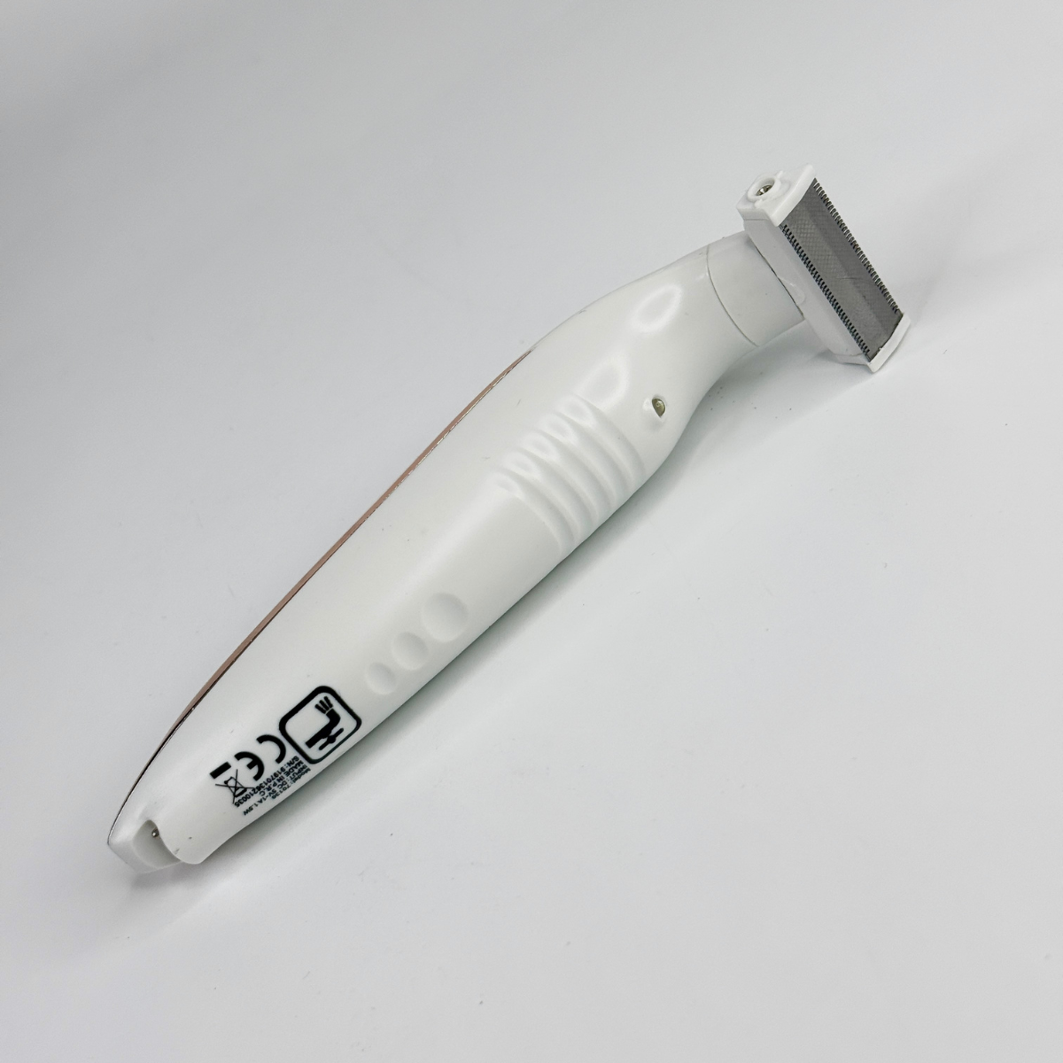 Електробритва жіноча DSP для тіла із сухим голінням White/Pink (70136EJ) - фото 2 Електробритва жіноча DSP для тіла із сухим голінням White/Pink (70136EJ) - фото 2