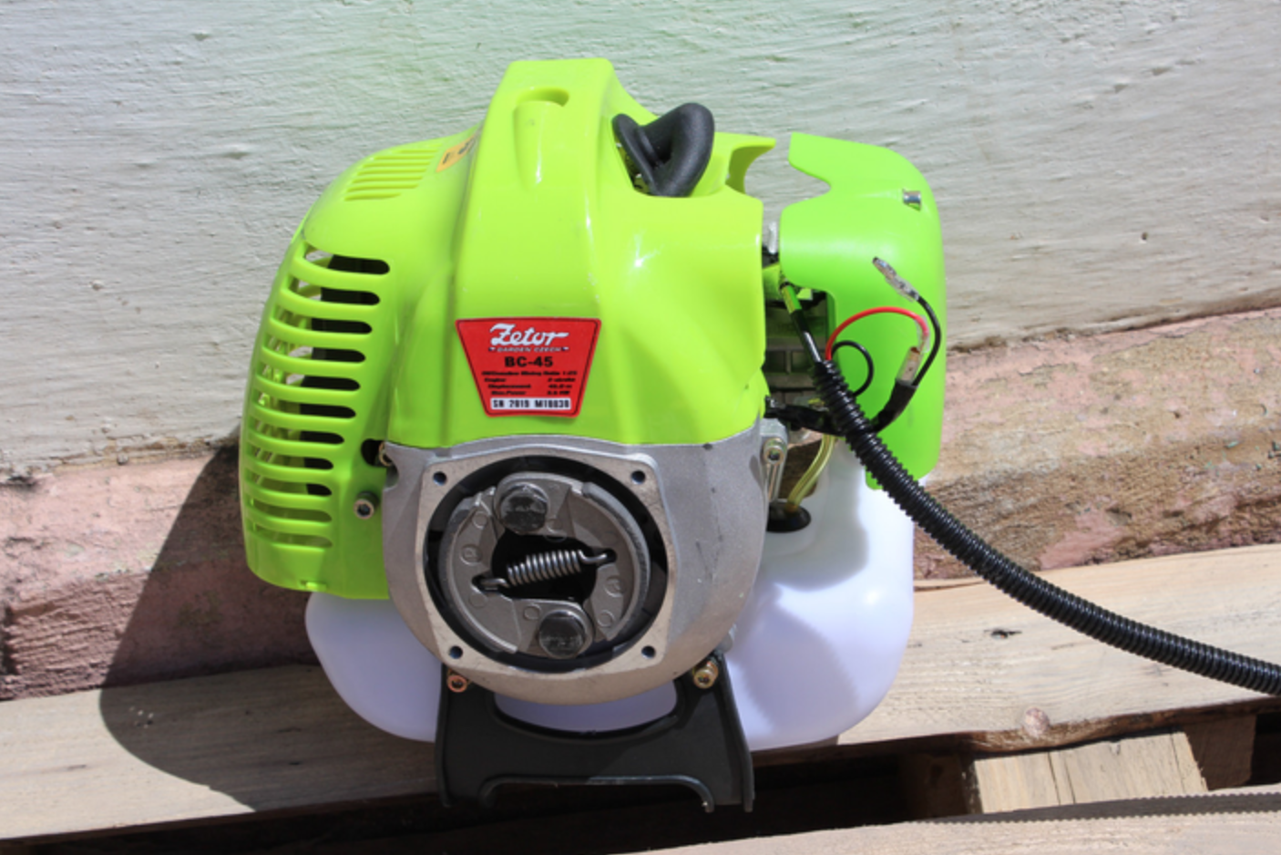 Бензокоса ZETOR BC55 55 см3 - фото 3 Бензокоса ZETOR BC55 55 см3 - фото 3