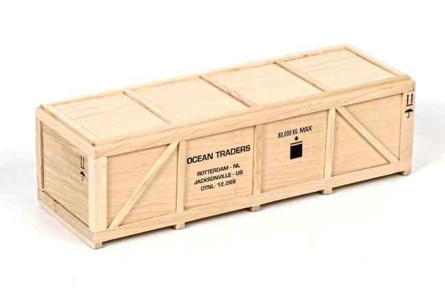 Скринька дерев'яна Ocean Traders 18,5 см модель 1:50