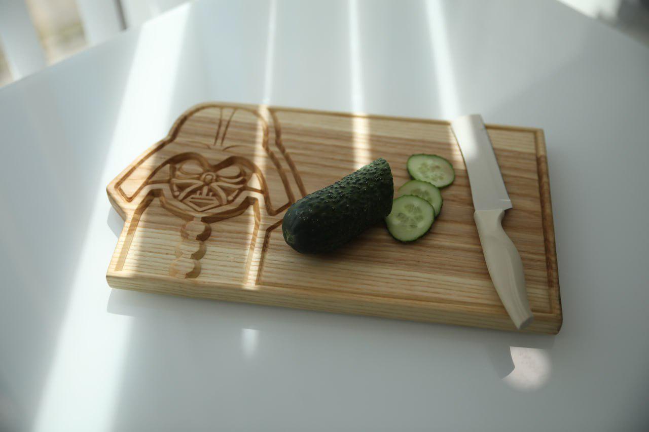 Деревянная доска Дарт Вейдер Дуб 35х20х2 см (WDK-41.2) - фото 5 Деревянная доска Дарт Вейдер Дуб 35х20х2 см (WDK-41.2) - фото 5