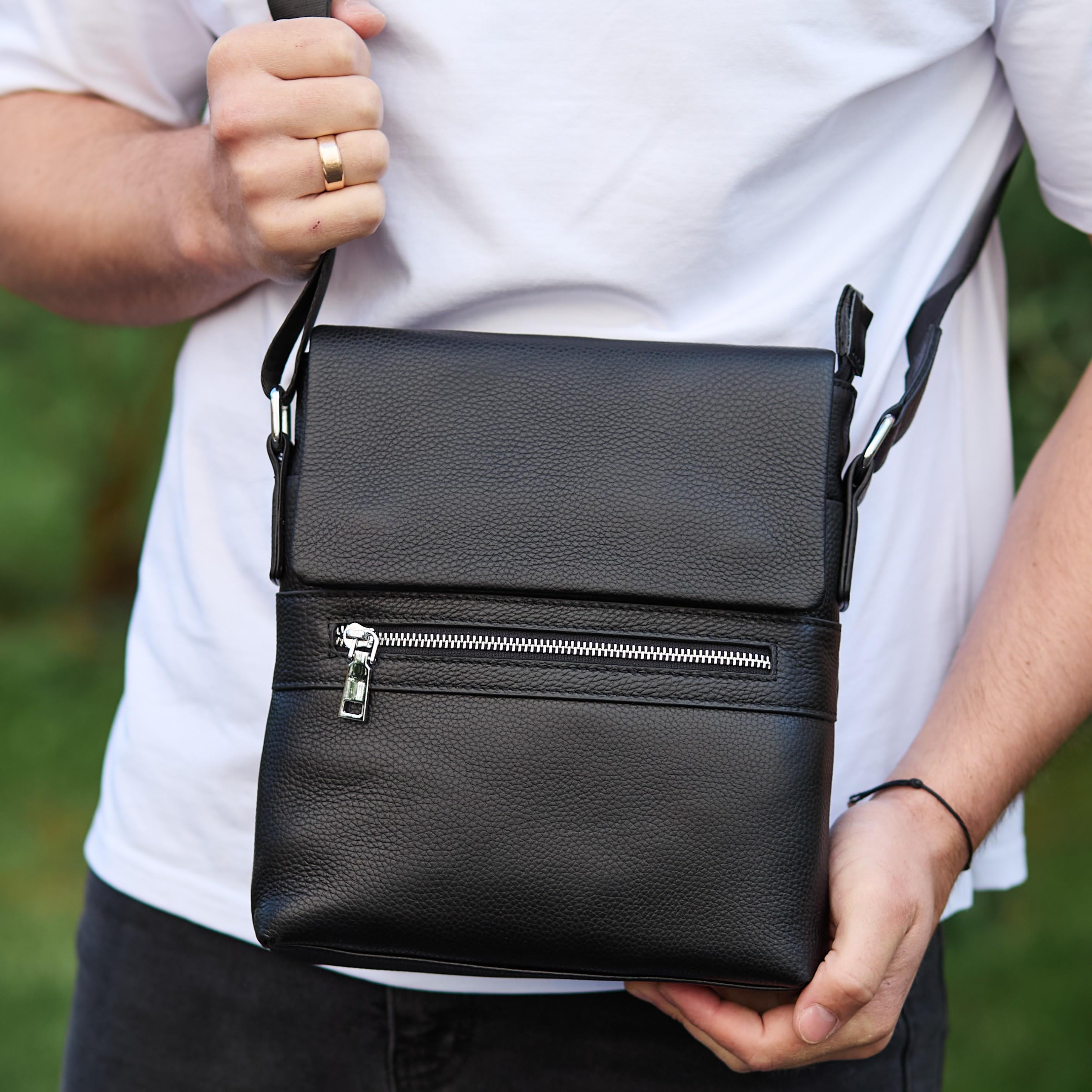 Мужская сумка-мессенджер кожаная Tiding Bag 23х26х6 см Черный