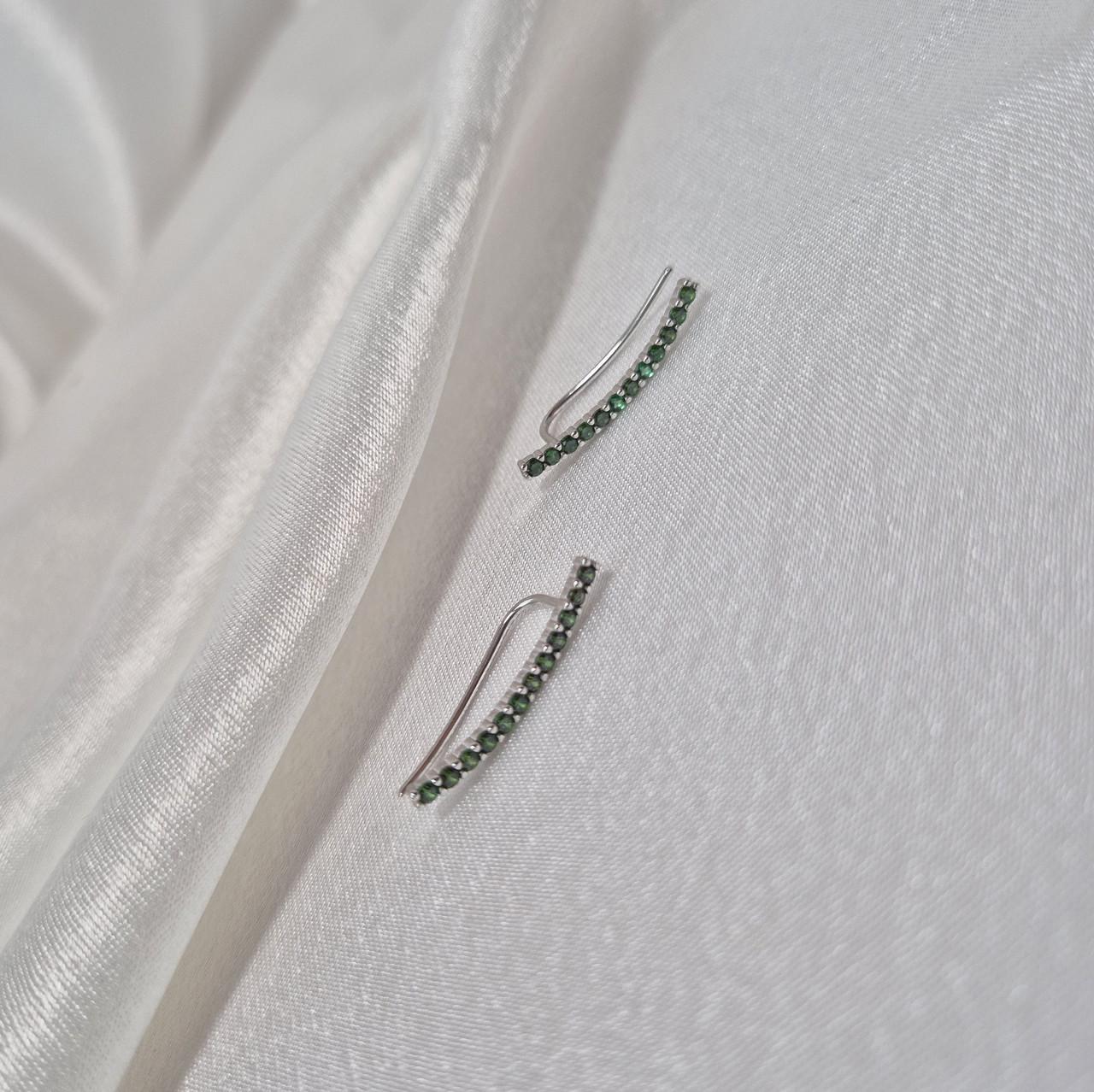 Сережки каффи доріжка із зеленими каменями срібло 925 проби родоване 1,27 г (лк0441рз) - фото 6 Сережки каффи доріжка із зеленими каменями срібло 925 проби родоване 1,27 г (лк0441рз) - фото 6