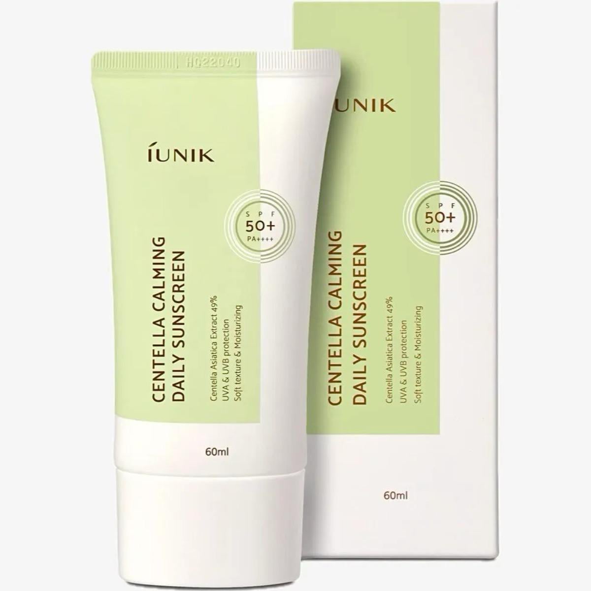 Крем солнцезащитный IUNIK Centella Calming Daily Moisture Suncreen SPF50+ PA++++ с экстрактом центеллы 60 мл (23470759) Крем солнцезащитный IUNIK Centella Calming Daily Moisture Suncreen SPF50+ PA++++ с экстрактом центеллы 60 мл (23470759)