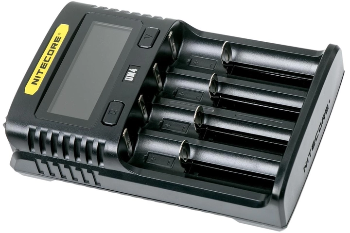 Зарядний пристрій для акумуляторів Nitecore UM4 Li-Ion/Ni-MH/Ni-Cd/IMR/LiFePO4 на 4 канали