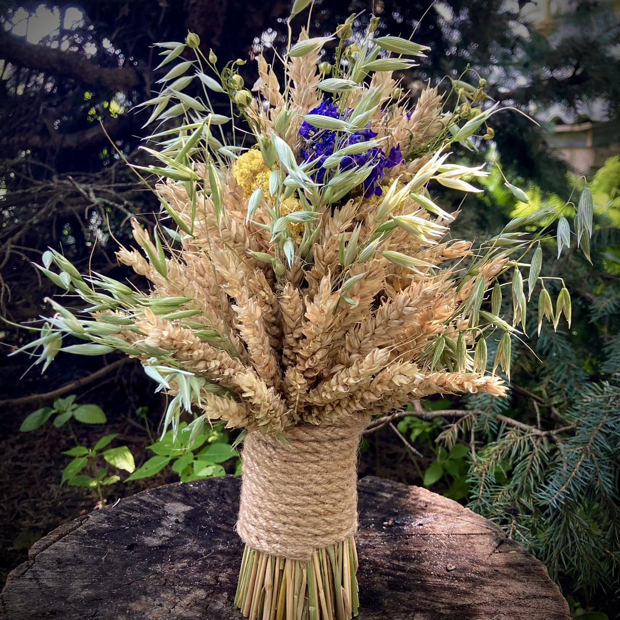 Рождественский дидух из колосьев и льна с сухоцветами 20 см Синий/Желтый (1971891879) - фото 4 Рождественский дидух из колосьев и льна с сухоцветами 20 см Синий/Желтый (1971891879) - фото 4