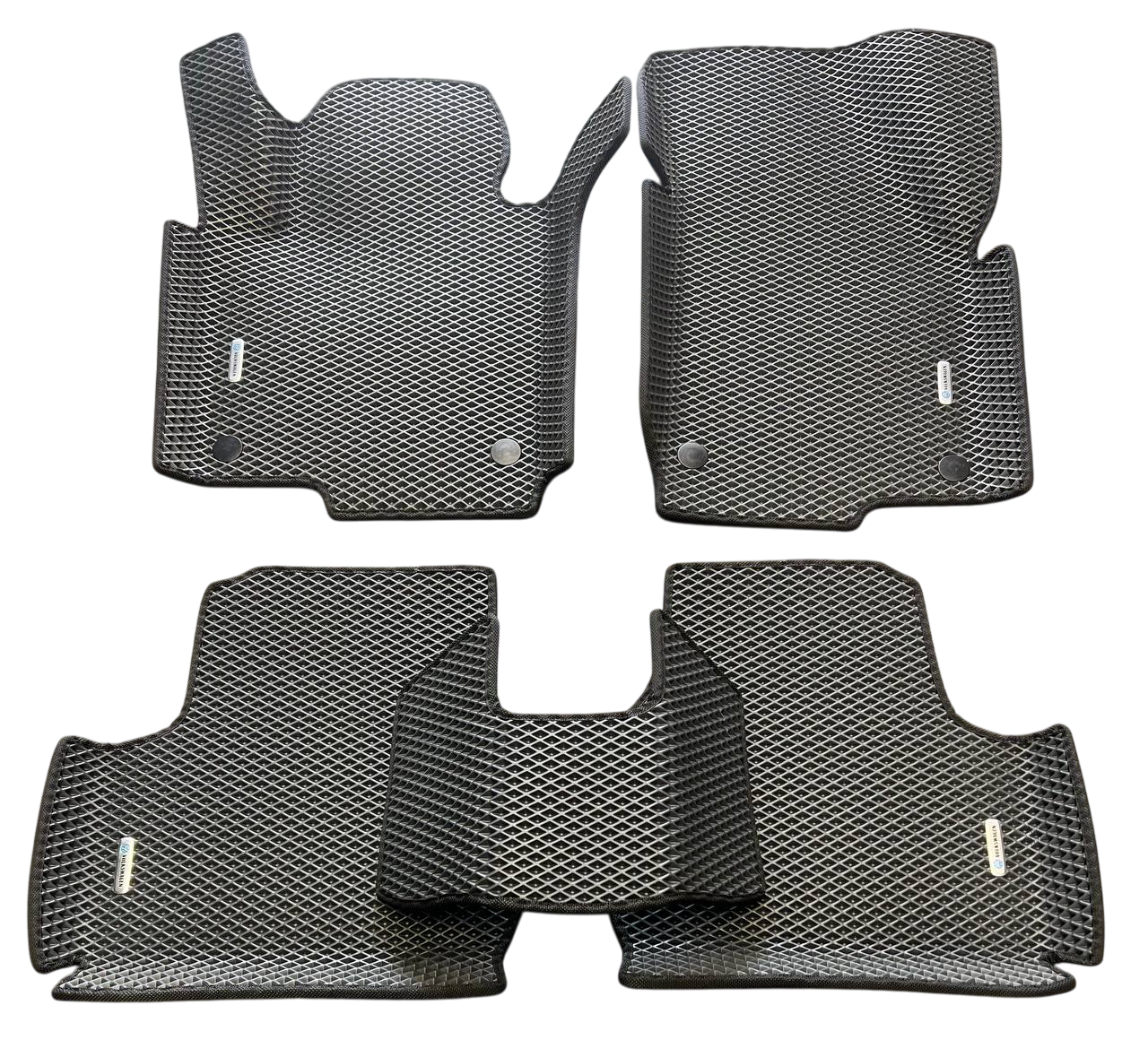 Коврики EVA с бортиками и 3Д лапой для Volkswagen Golf 5 2004-2009 гг. Черный (2431672752)