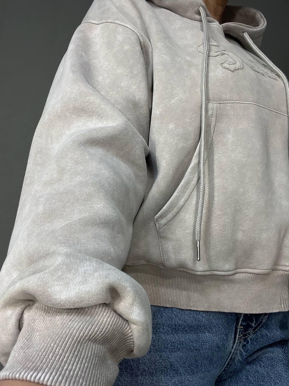 Худи женское JOY ONE 25513 вареное тай-дай вышивка впереди с капюшоном средняя длина OS Бежевый (3314) - фото 4