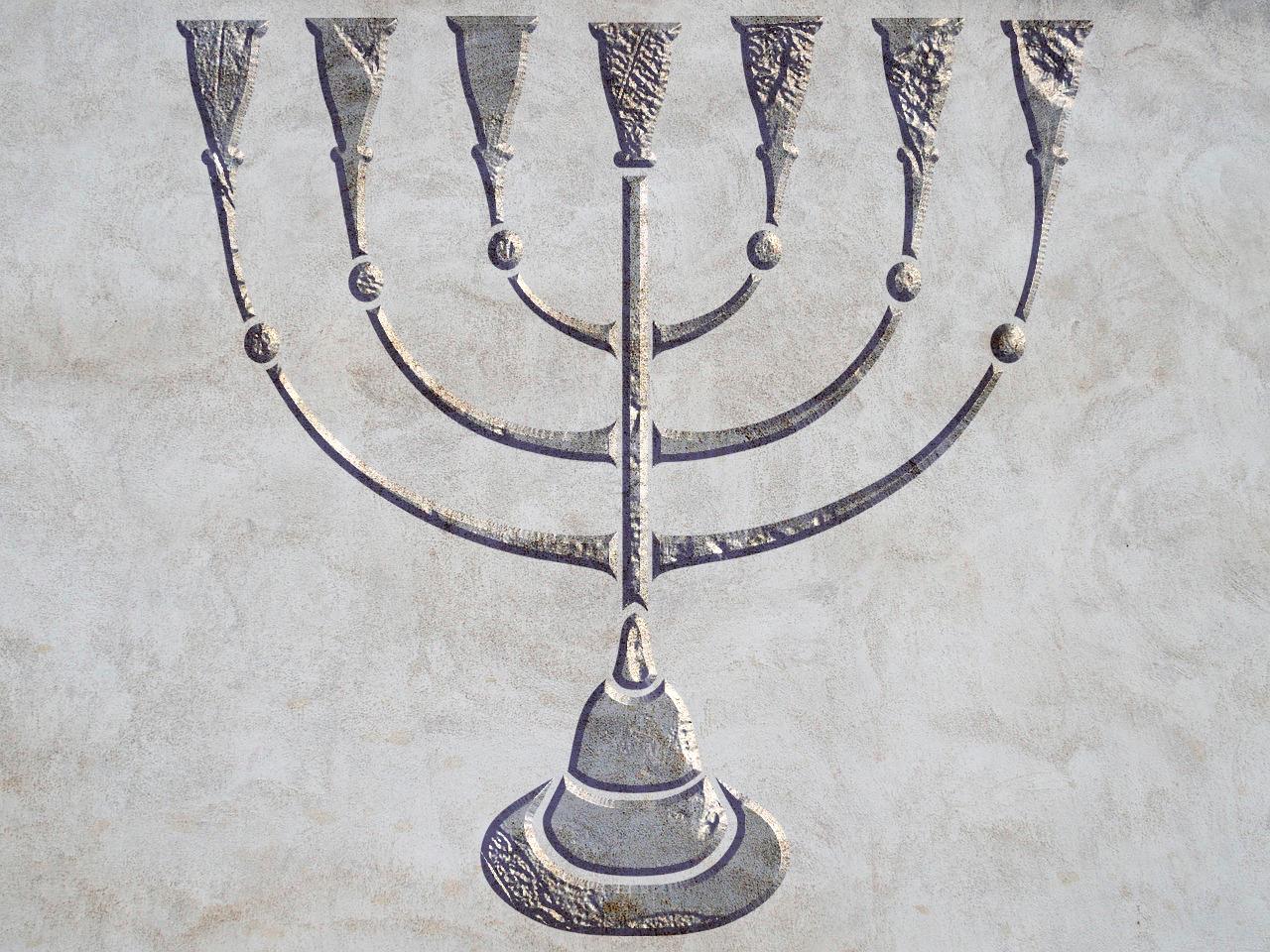 Трафарет DFA Семисвечник менора для краски и штукатурки 0,3-1 мм (X00130)