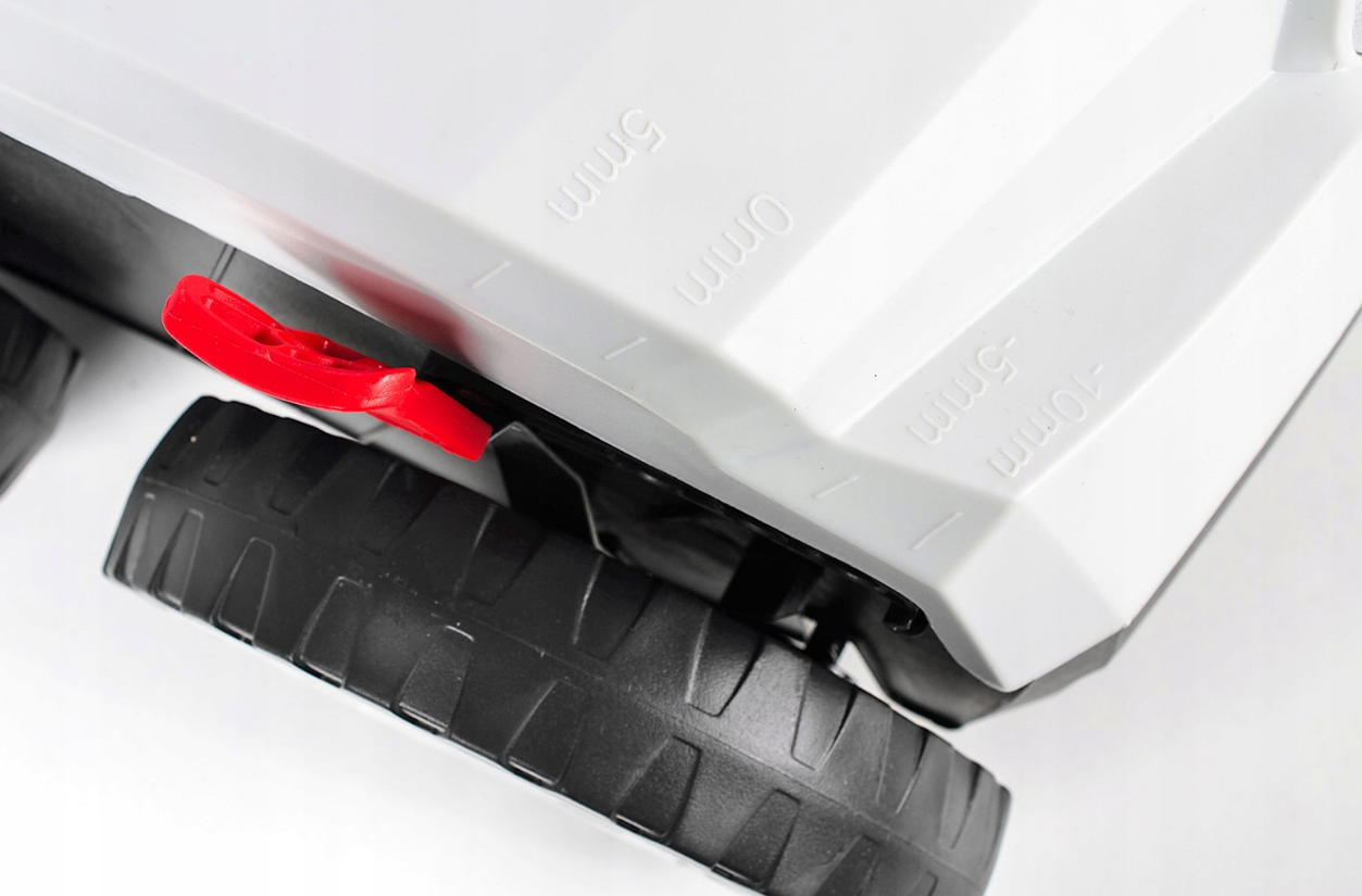 Аэратор-скарификатор NAC 32 см 1400 Вт (SCE140-W) - фото 8 Аэратор-скарификатор NAC 32 см 1400 Вт (SCE140-W) - фото 8