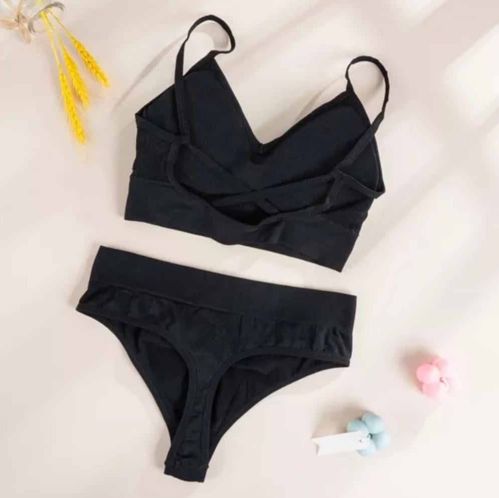 Комплект нижньої білизни в рубчик S/M Чорний (1710715644)