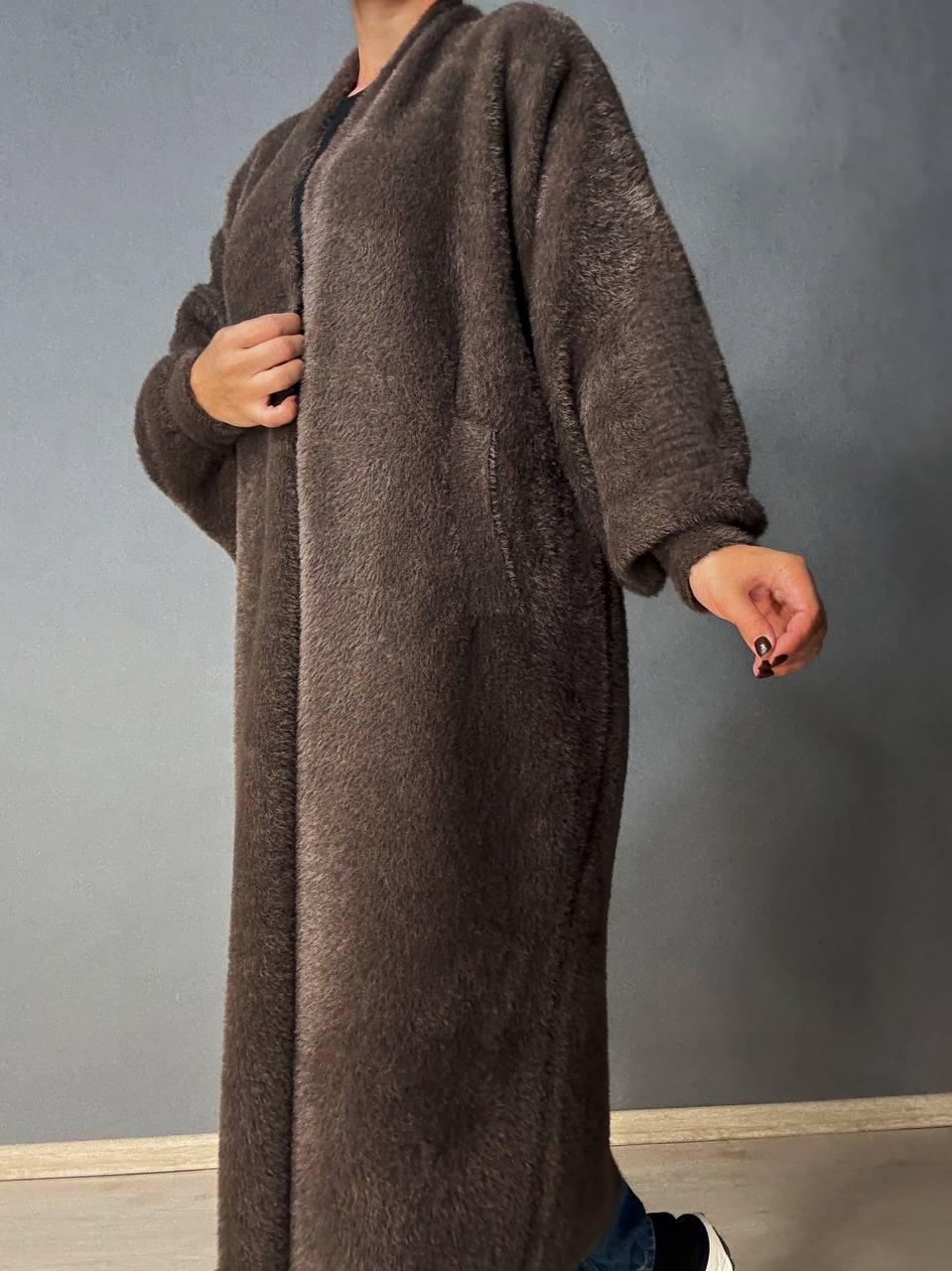 Кардиган жіночий Fancy Matinee 30740 ангора довгий з кишенями OS Коричневий (4871) - фото 9 Кардиган жіночий Fancy Matinee 30740 ангора довгий з кишенями OS Коричневий (4871) - фото 9