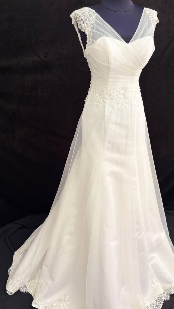 Свадебное платье Рыбка с кружевом Айвори (00053) Свадебное платье Рыбка с кружевом Айвори (00053)