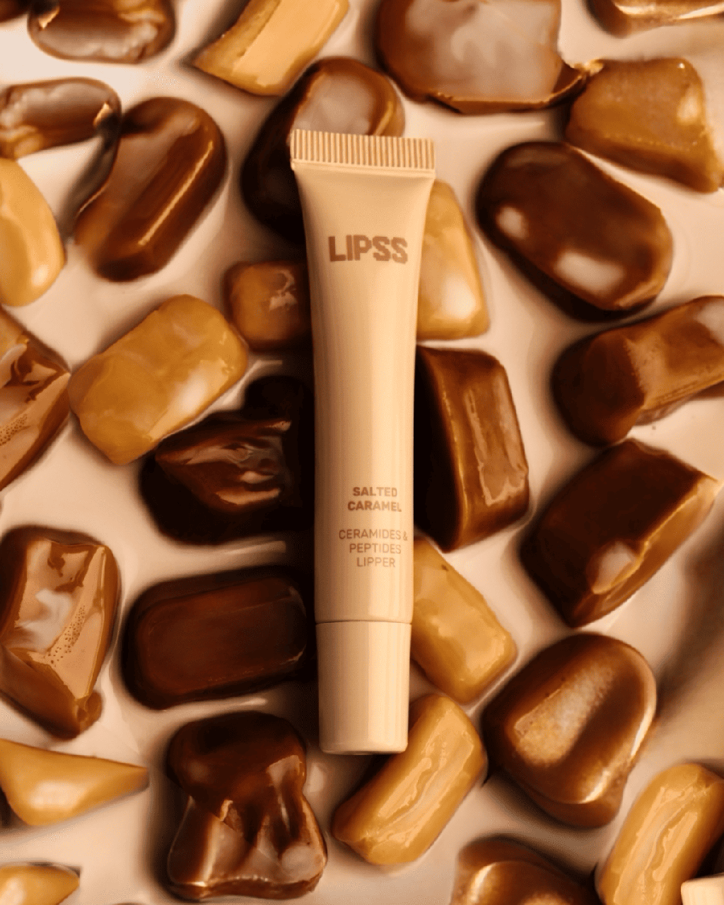 Блиск для губ Lipper Lipss Salted Caramel Прозорий аромат Солона карамель (4049) - фото 2 Блиск для губ Lipper Lipss Salted Caramel Прозорий аромат Солона карамель (4049) - фото 2