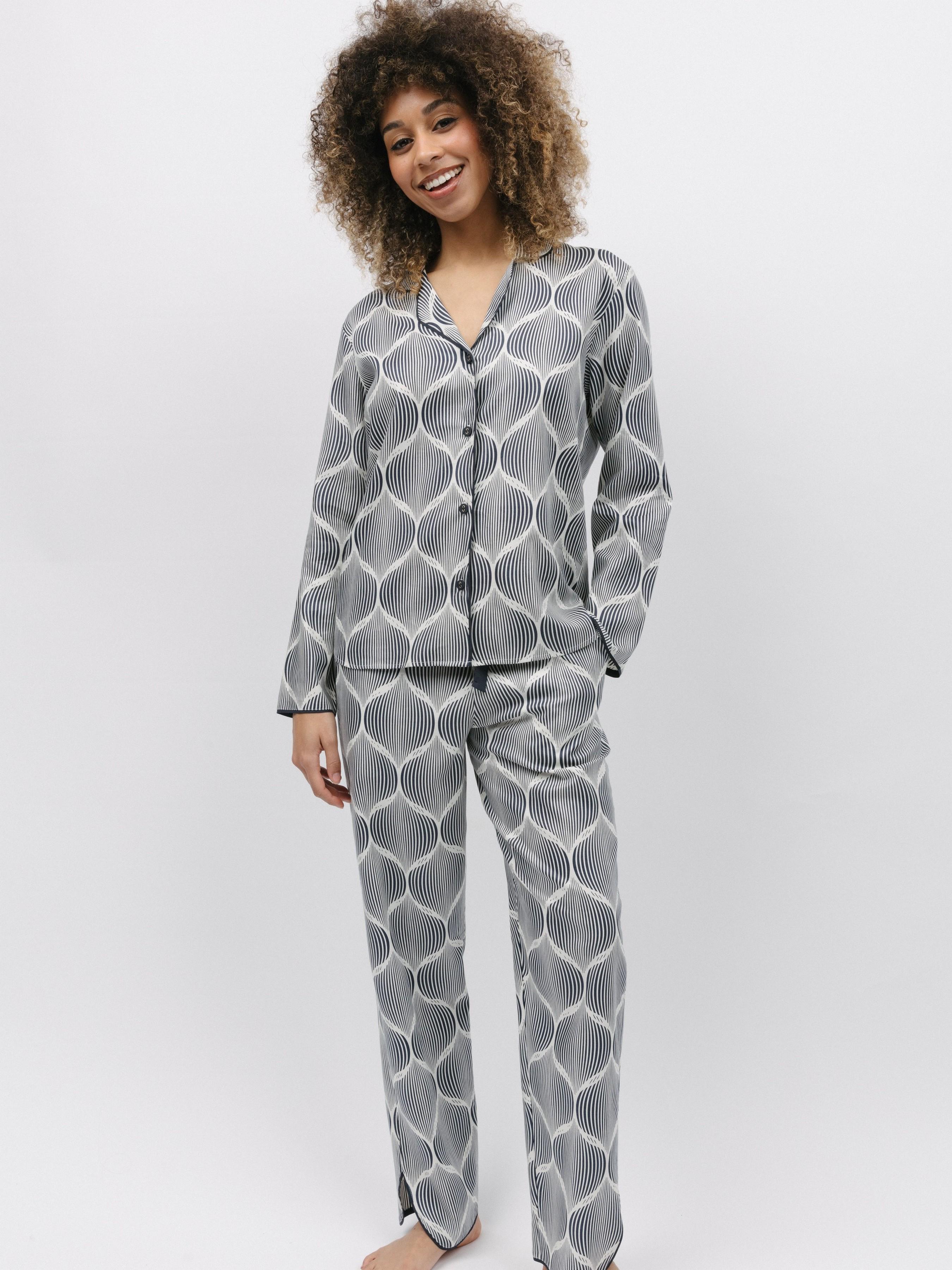 Пижама женская CYBERJAMMIES Nicole 9766-9767 10/S Серый с абстрактным принтом (5051877458574)