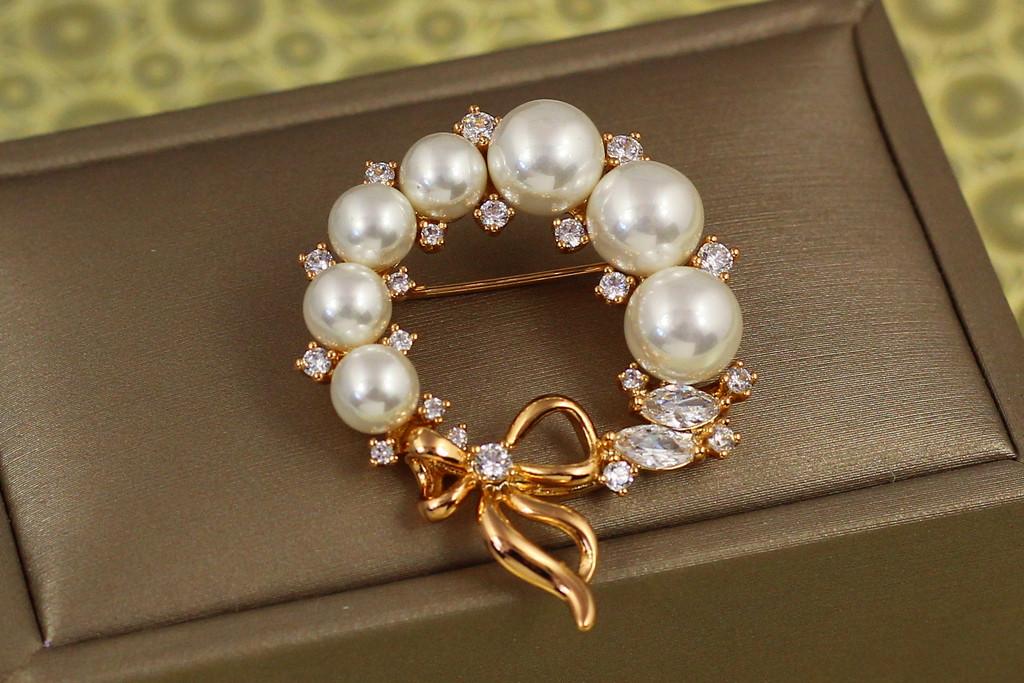 Брошь Xuping Jewelry Венчик из жемчуга 3,8 см Золотистый (2239510246)
