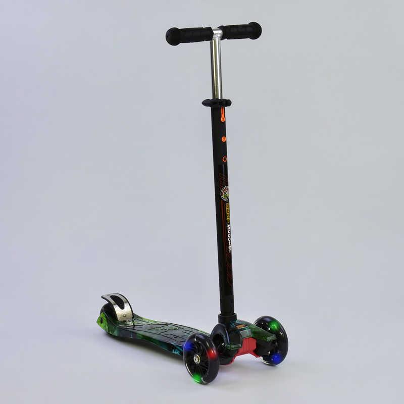 Самокат трехколесный Maxi Best Scooter пластмассовый трубка руля алюминиевая Green/Black (74315)