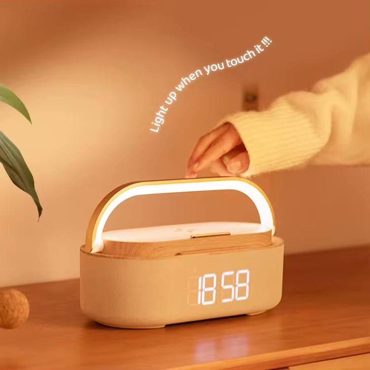 Портативная колонка Manta Verona 7в1 ночник/радио FM/будильник с беспроводной зарядкой с аккумулятором Бежевый (K1) - фото 4