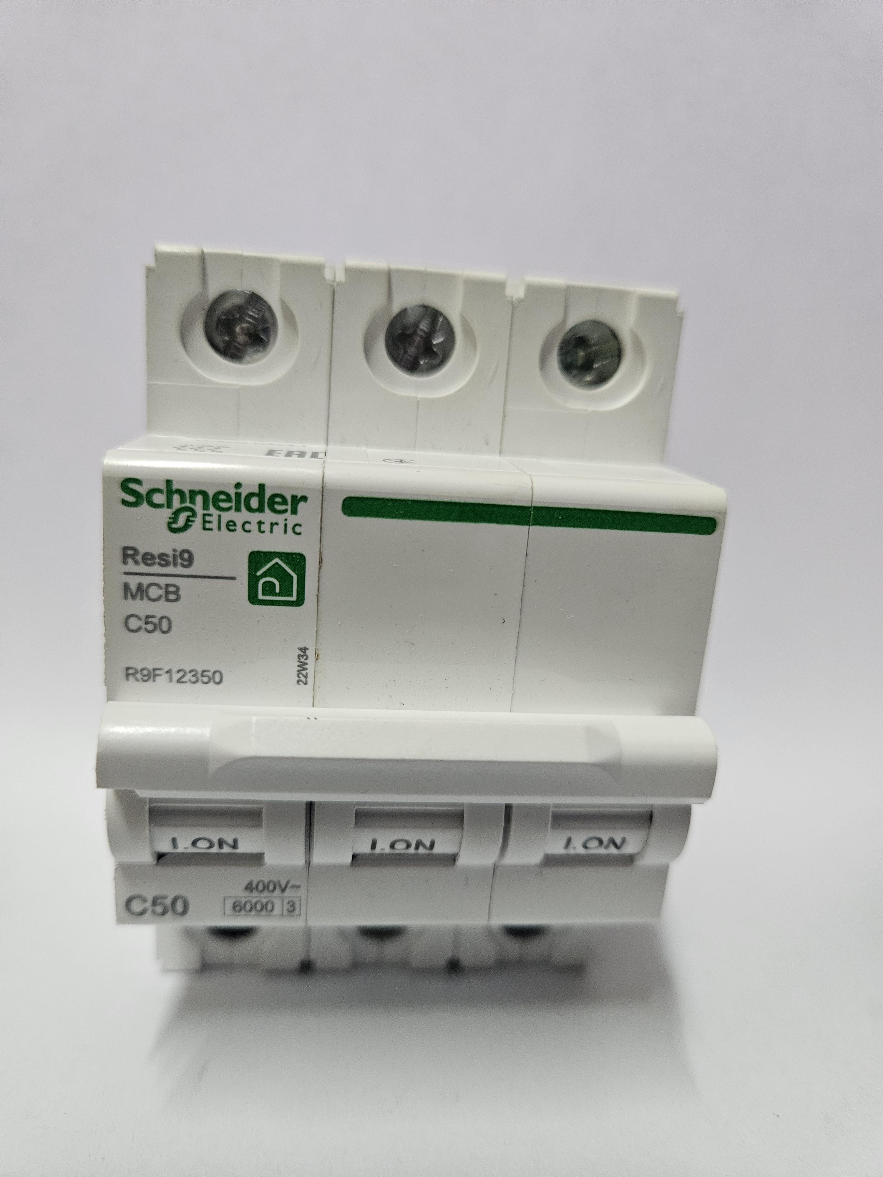 Автоматичний вимикач Schneider Electric 50А 3р (2468)