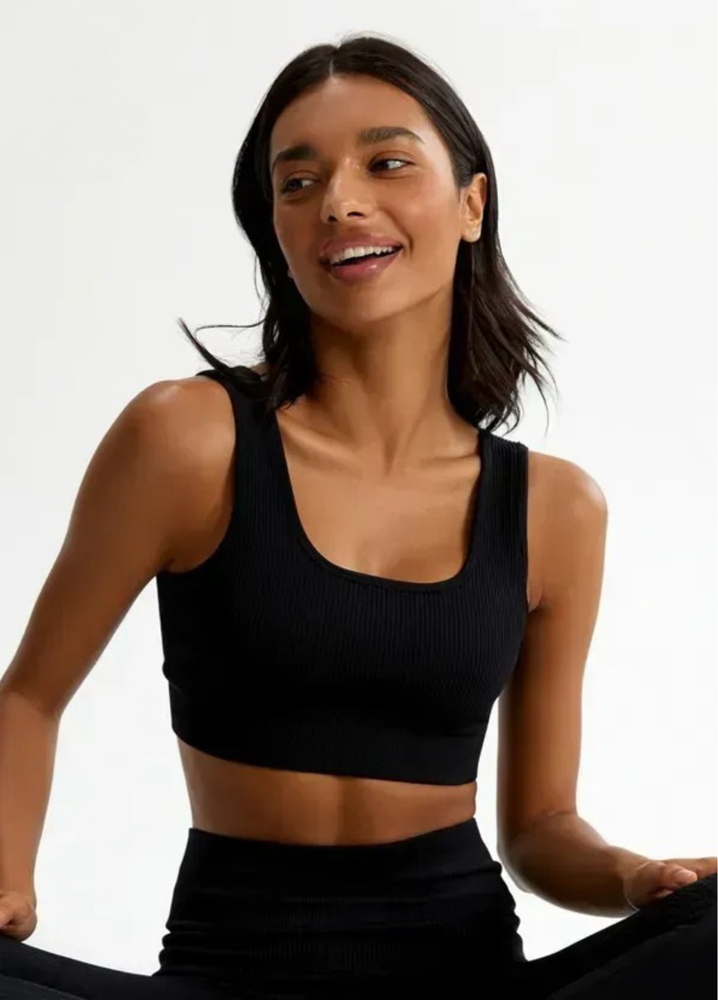 Топ рубчик на широких бретелях со съемными чашками бесшовный L Черный (70280/L)