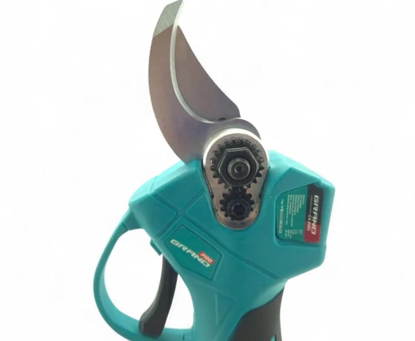 Секатор аккумуляторный Grand СА-20BL бесщеточный аккумулятор 2 шт. в кейсе 2 Ач (22791144) - фото 5