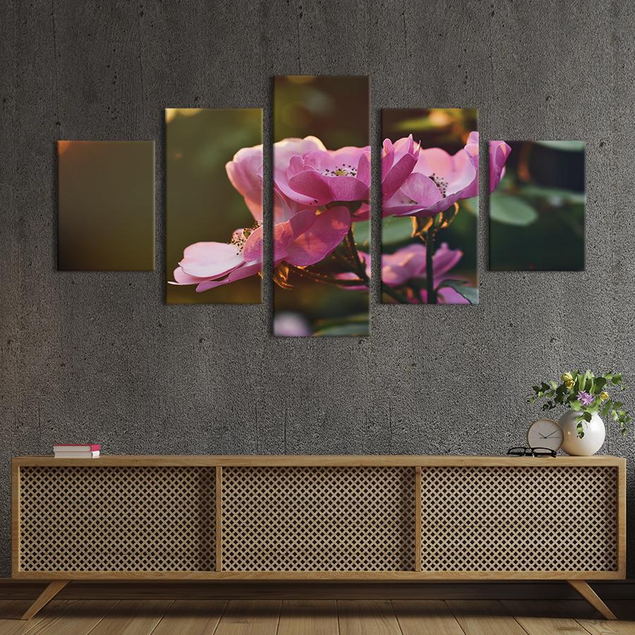 Картина на холсте Изящные цветы шиповника 187x94 см (917-52)
