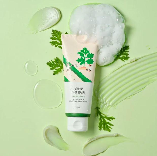 Пенка успокаивающая очищающая Round Lab Mugwort Calming Cleanser с морской полынью 150 мл - фото 2