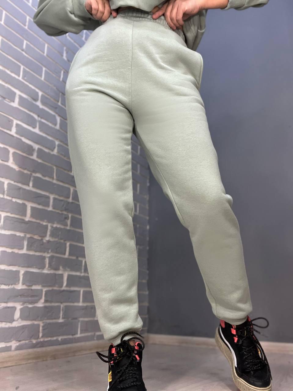 Брюки женские PEPPER MINT 24-13 спортивные джоггеры резинка на талии утепленные L Оливковый (925) - фото 4