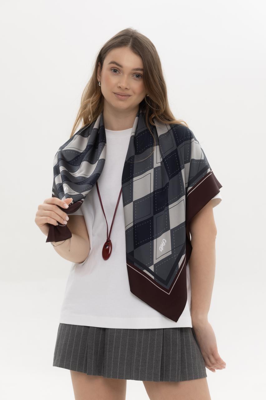 Платок Аргайл шелковый односторонняя печать 55х55 см (27553276) - фото 4 Платок Аргайл шелковый односторонняя печать 55х55 см (27553276) - фото 4