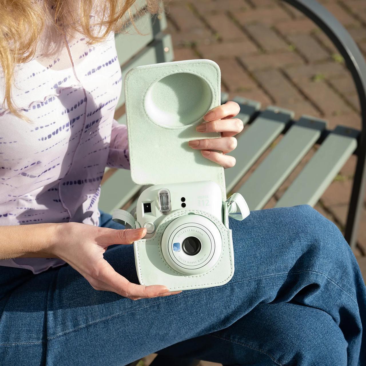 Подарунковий набір Fujifilm Instax Mini 12 фотопапір 20 шт./чохол/фотоальбом 108 фото/рамка Зелений - фото 7 Подарунковий набір Fujifilm Instax Mini 12 фотопапір 20 шт./чохол/фотоальбом 108 фото/рамка Зелений - фото 7