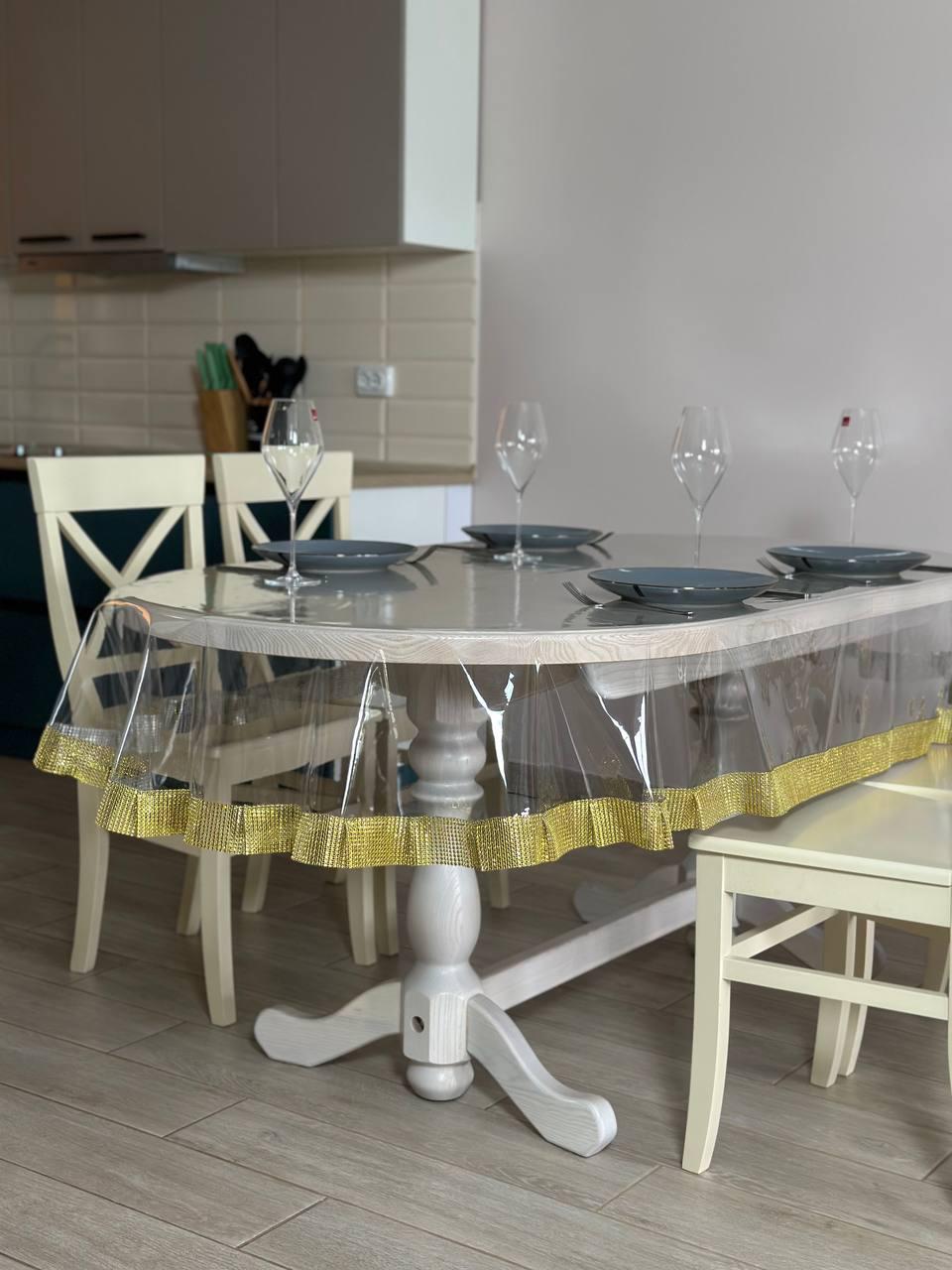 Скатерть силиконовая c камнями 1 строка овальная 150x260 см Золотой (10010-o4)