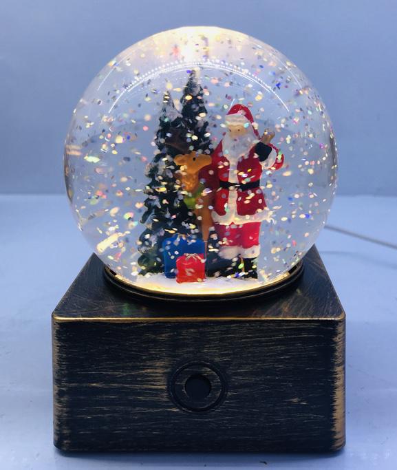 Новогодний ночник со снегом Санта с елкой шар с подсветкой (929)
