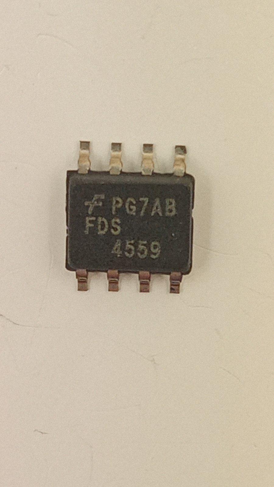 Транзистор FDS4559 P+N 60V 4,5 A 2W so-8 (00099)