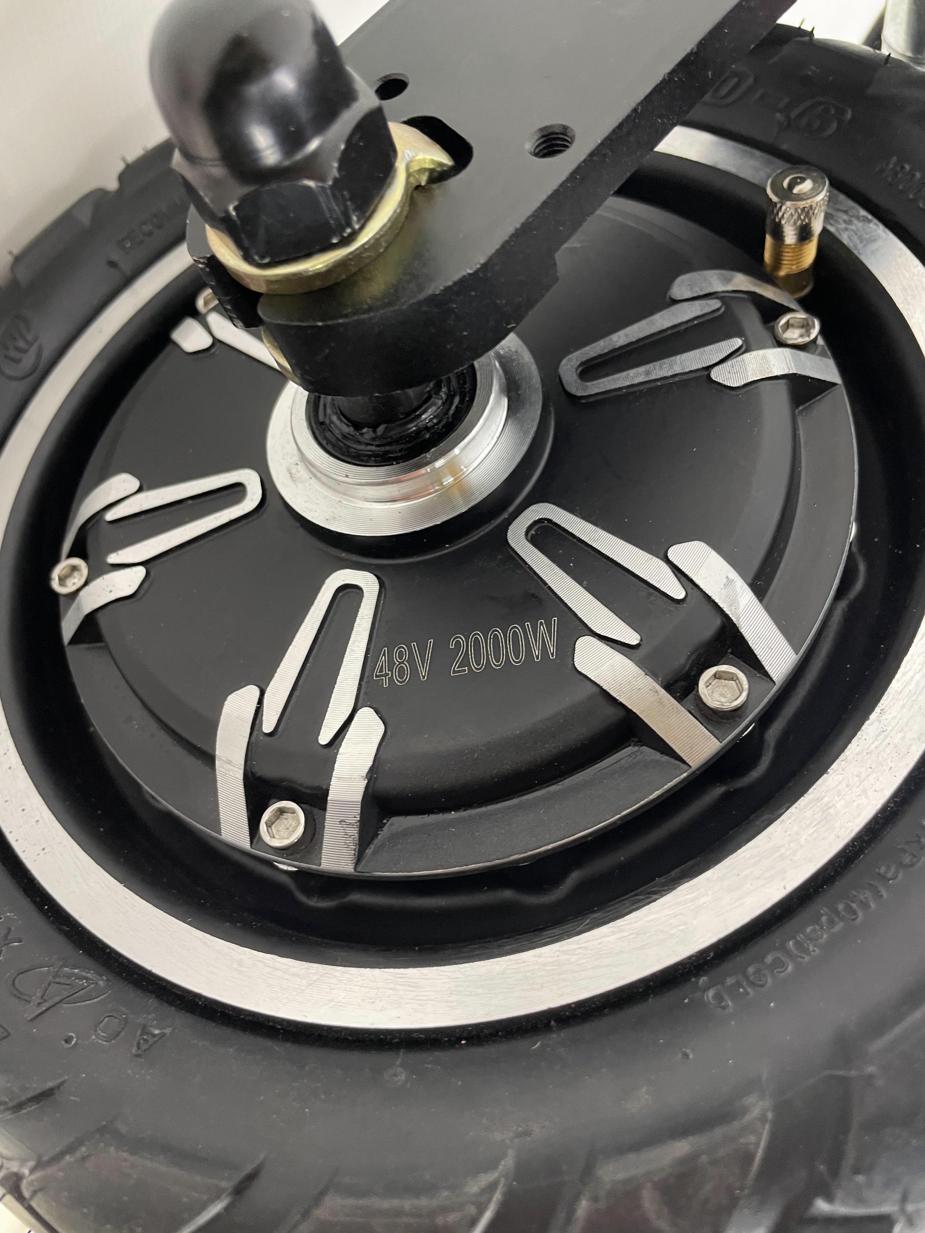 Електросамокат TESLA 12000 2000W 48V 21Ah - фото 10 Електросамокат TESLA 12000 2000W 48V 21Ah - фото 10