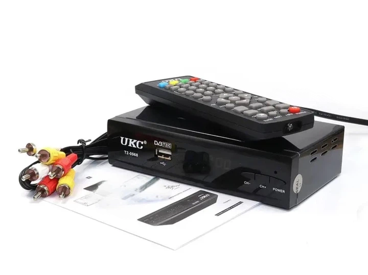 Тюнер T2 UKC T2-0968 DVB-T2 и DVB-C Full HD YouTube/Megogo/IPTV Черный (ML-06822)