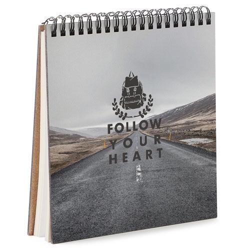 Скетчбук Follow your heart 16,7x18 см (BDK_17A088) Скетчбук Follow your heart 16,7x18 см (BDK_17A088)