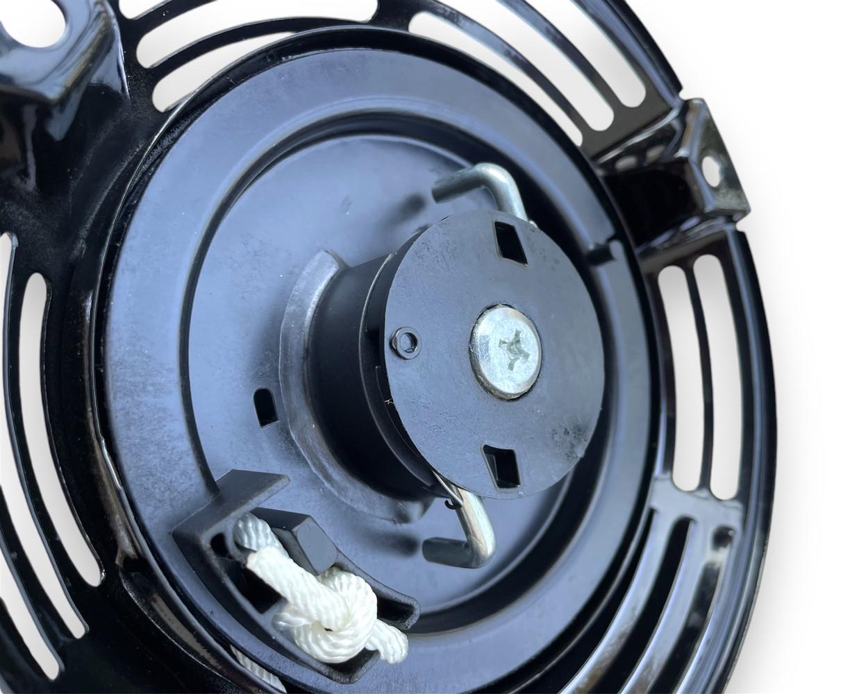 Стартер ручной для газонокосилки Honda GXV160 HRJ 216 HR216 HRA216 изогнутый зацеп металл - фото 2 Стартер ручной для газонокосилки Honda GXV160 HRJ 216 HR216 HRA216 изогнутый зацеп металл - фото 2