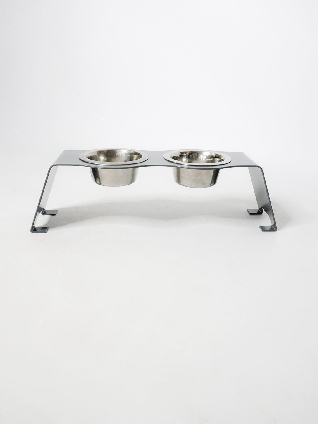 Кормушка My friend для кошек на 2 миски металл 80 мм 0,2 л Темно-серый (1024571к) - фото 4 Кормушка My friend для кошек на 2 миски металл 80 мм 0,2 л Темно-серый (1024571к) - фото 4