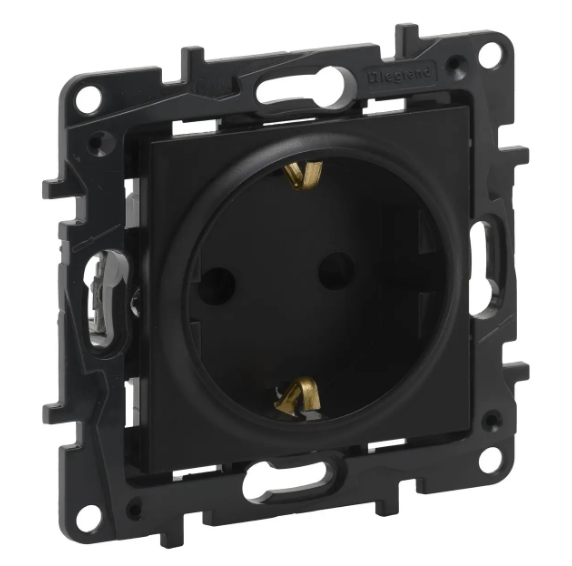 Розетка з/к Legrand Niloe Step 16А 250V гвинтові клеми Чорний (30849982)
