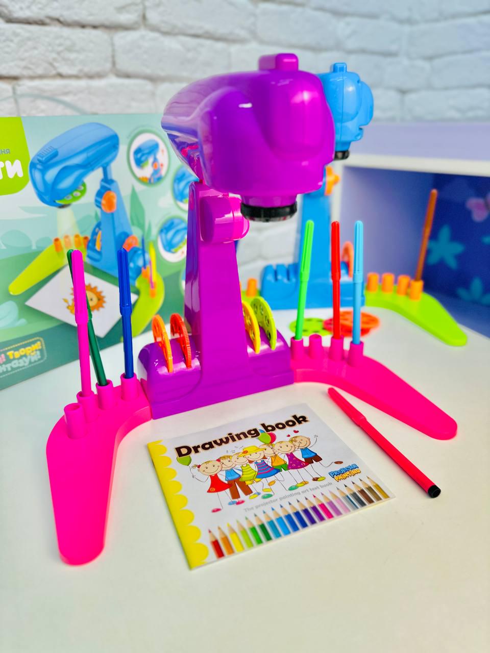 Проектор для рисования с фломастерами и слайдами Розовый (2280)