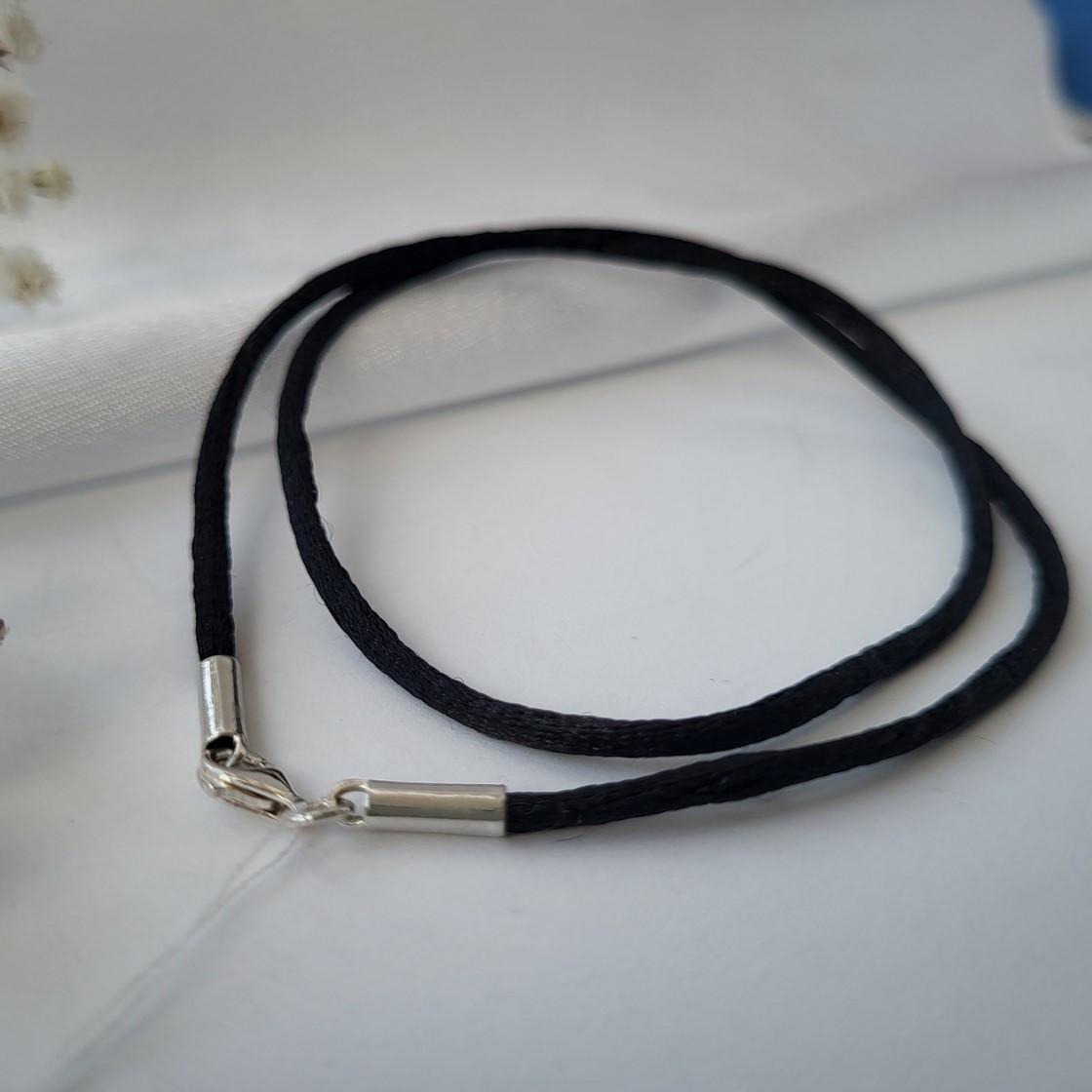 Шнурок на шею шелковый 40 см 2 мм 925 пробы 0,70 г (1436)