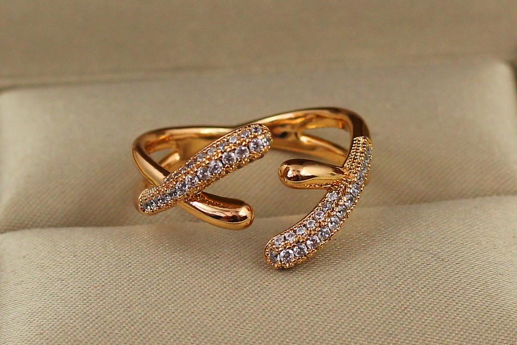 Каблучка Xuping Jewelry Подвійна рогатка р. 16+ Золотистий